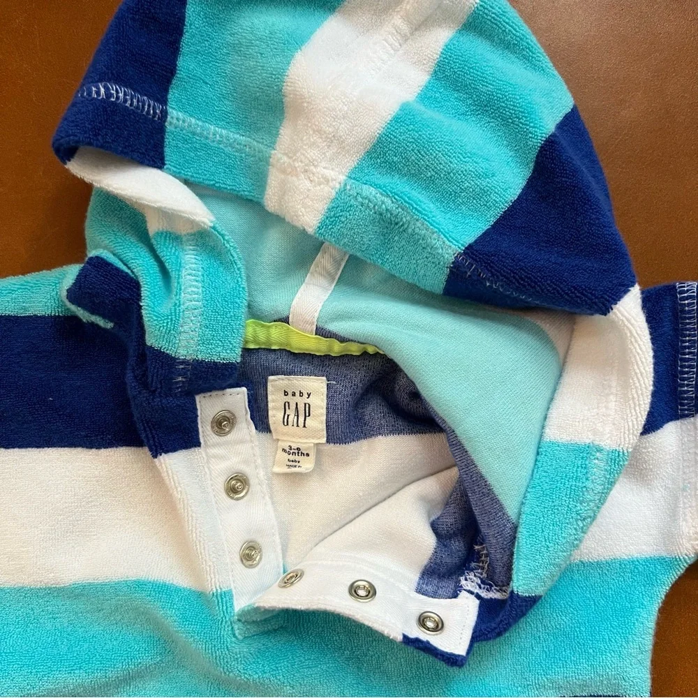 GAP Baby Striped Terrycloth Shortie with Hood, 3-6mo